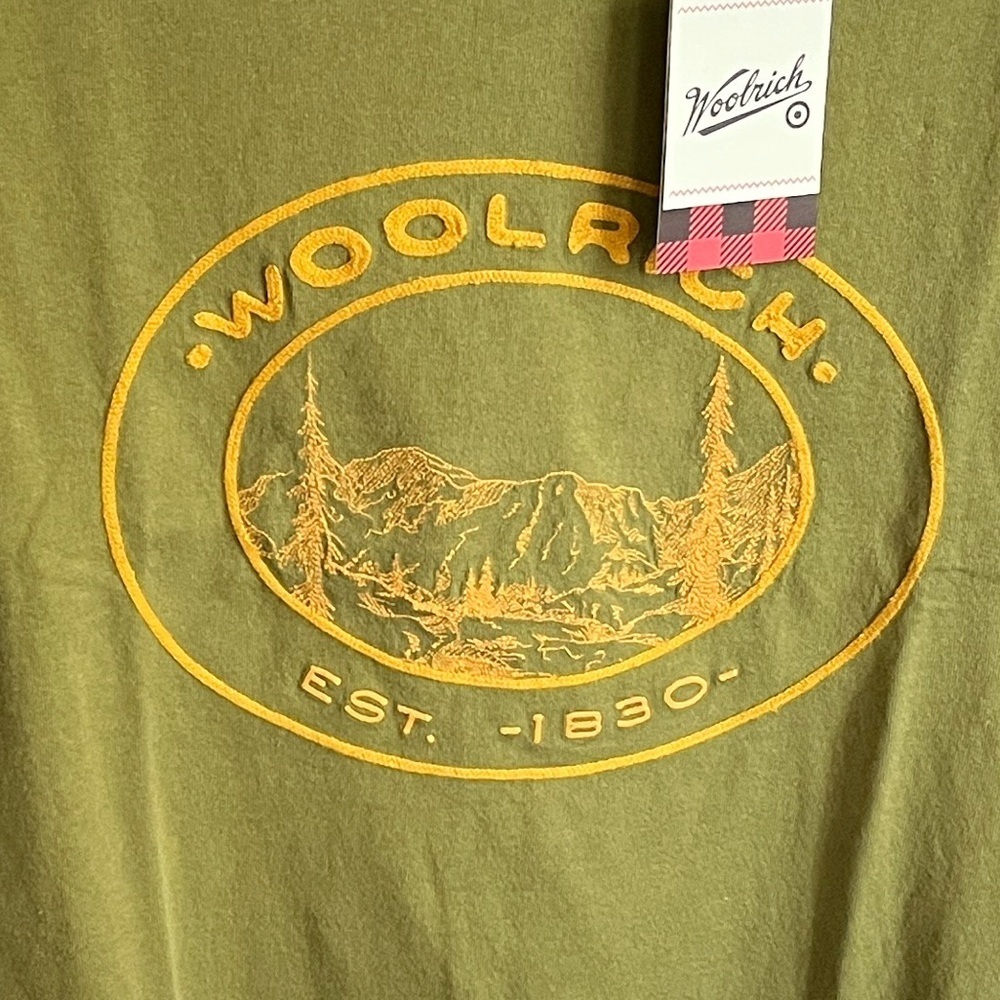 NWT Woolrich x Target limited edition graphic twe embroidered mountains adult M
